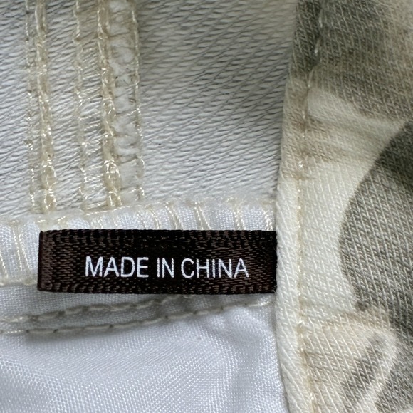 J. McLaughlin Lexi Beige Camo Floral Print Straight Mid Jeans Pants Sz 4 Stretch - Picture 11 of 15